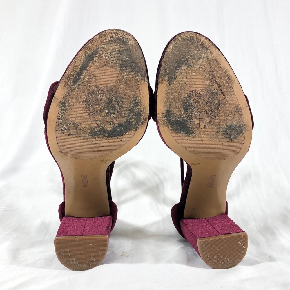 Vince Camuto garnet red velvet heels ankle strap holiday Christmas red shoes 9.5 - Picture 5 of 8